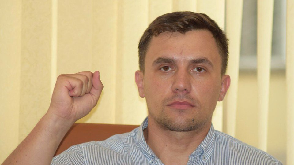 Похудевший на потребительской корзине депутат требует в разы увеличить МРОТ