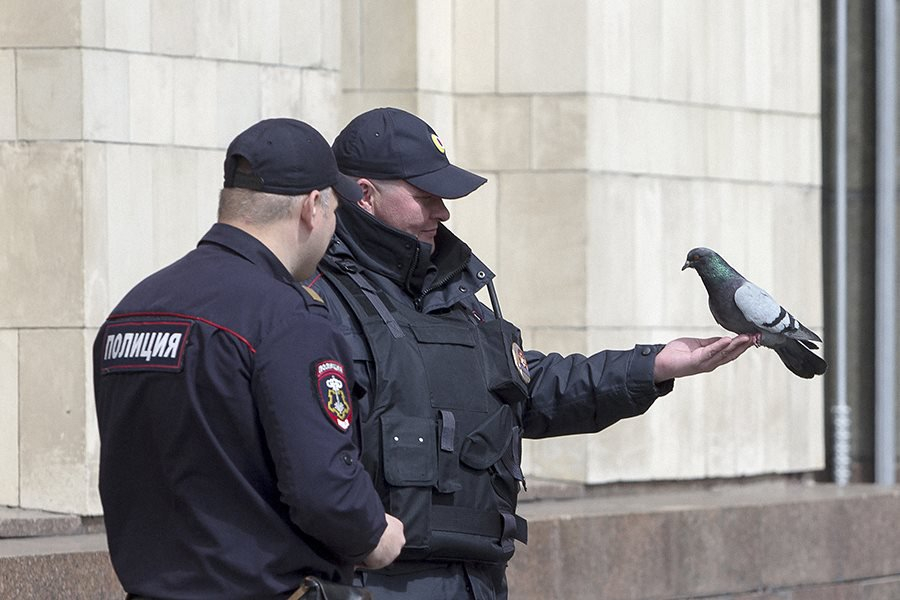 В России снизился уровень жизни сотрудников полиции