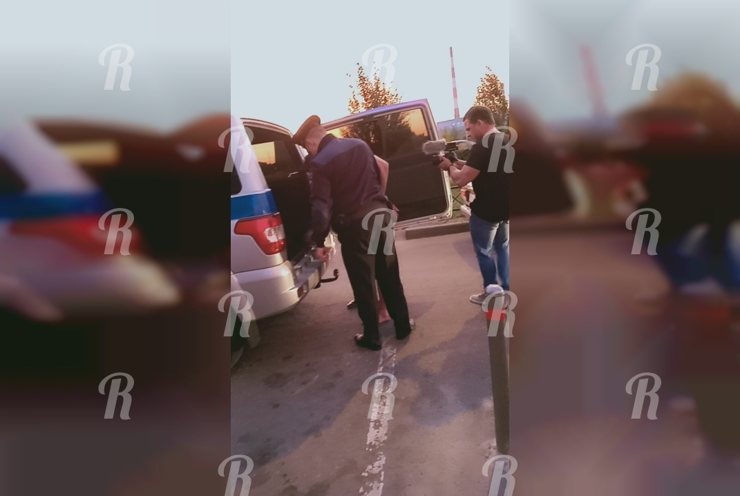 Жители Мытищ поймали педофила, пристававшего к девочке