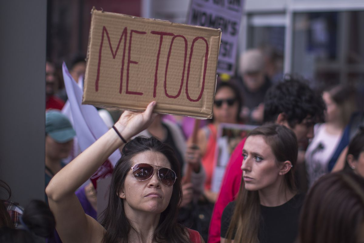 Женщин не хотят брать на работу из-за хештега MeToo