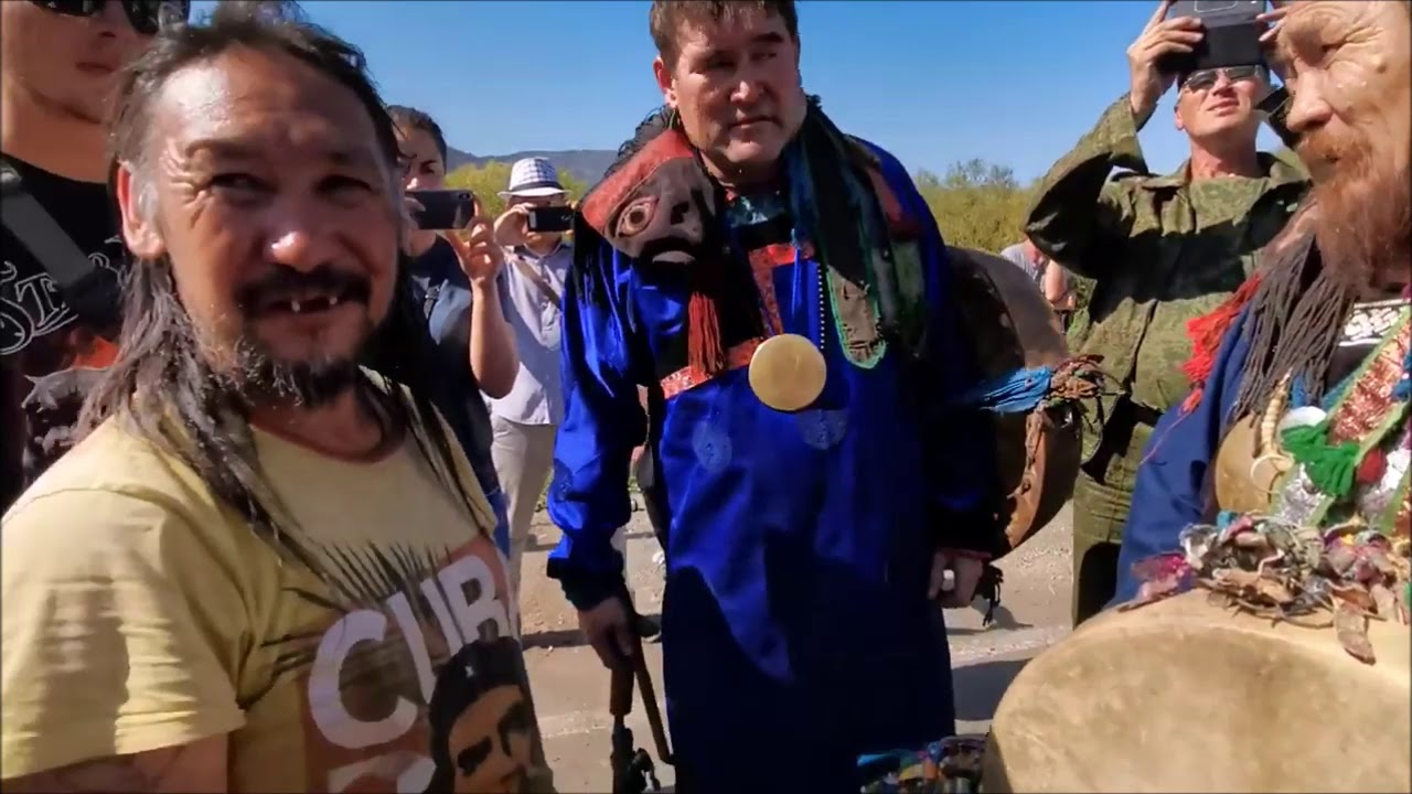 Сторонники Саши-шамана под давлением силовиков прекратили поход на Кремль