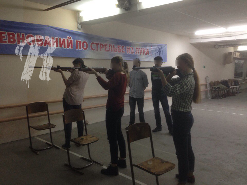 11-класснице из Красноярска выстрелили в голову на уроке ОБЖ