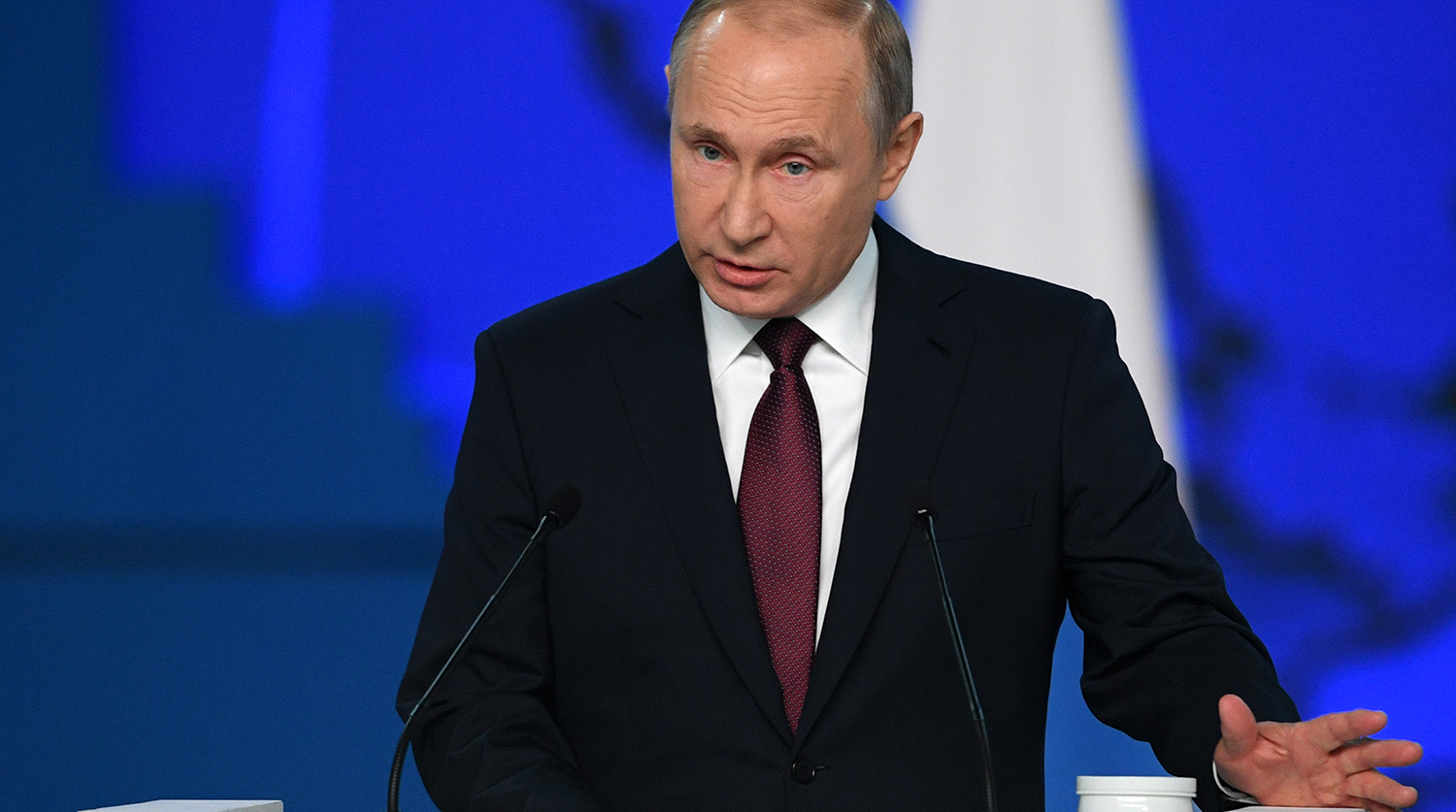 Владимир Путин пообещал давать семьям 466 тыс. рублей за первенца