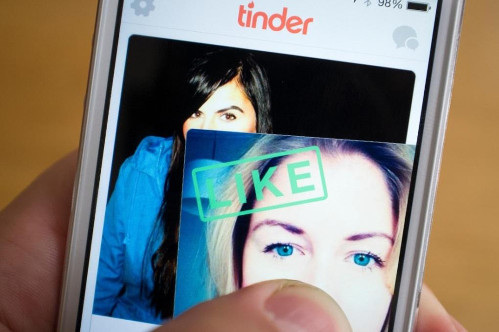 Из приложения Tinder мошенники украли более 70 тысяч фотографий девушек
