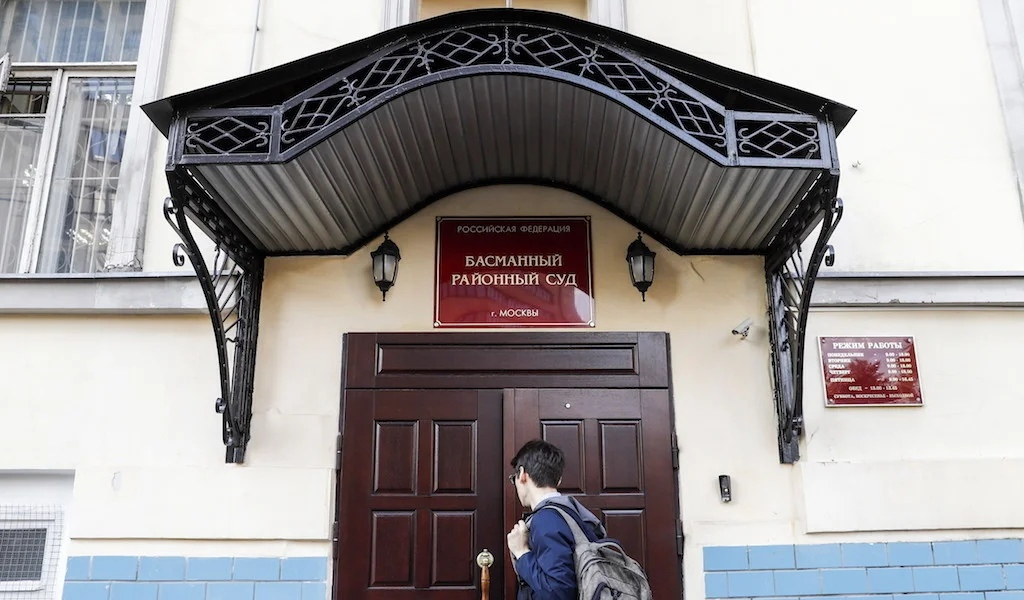 Присяжных, оправдавших убийцу гея, могли ввести в заблуждение