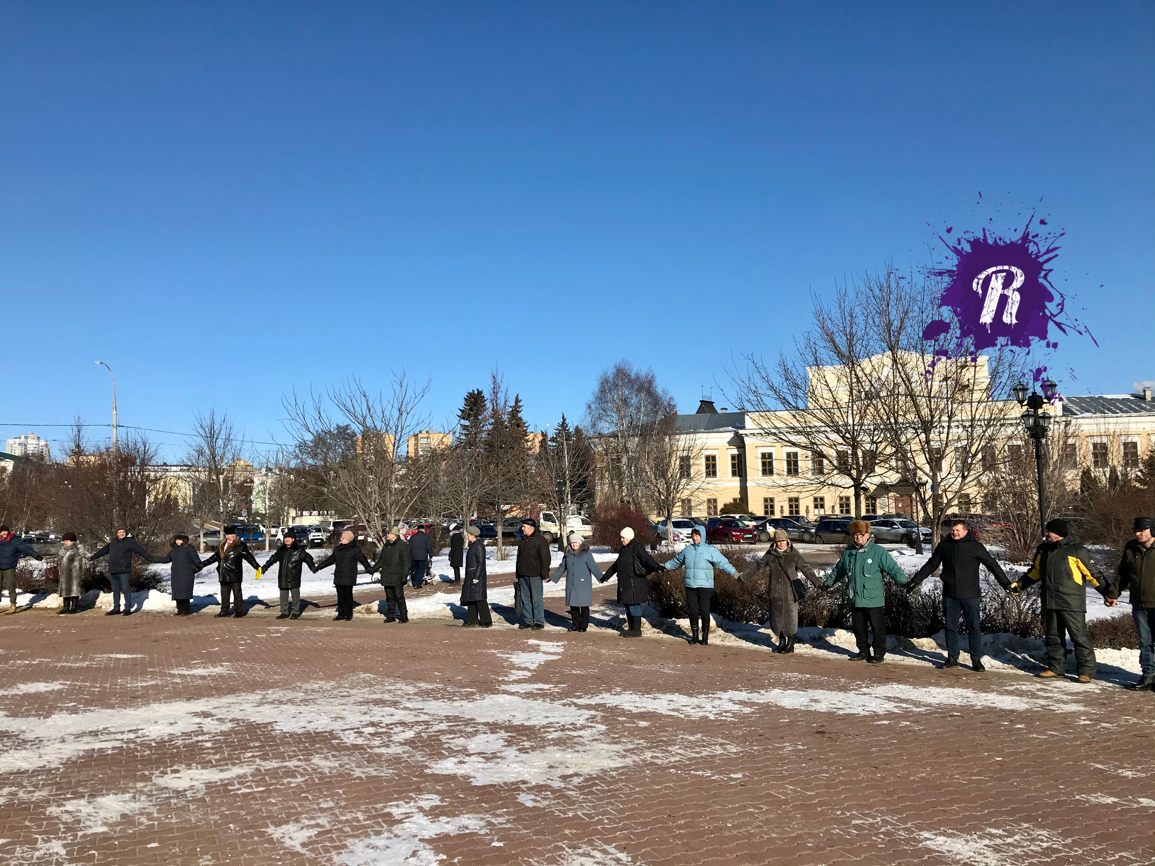Жители Орла протестуют против благоустройства сквера в центре города