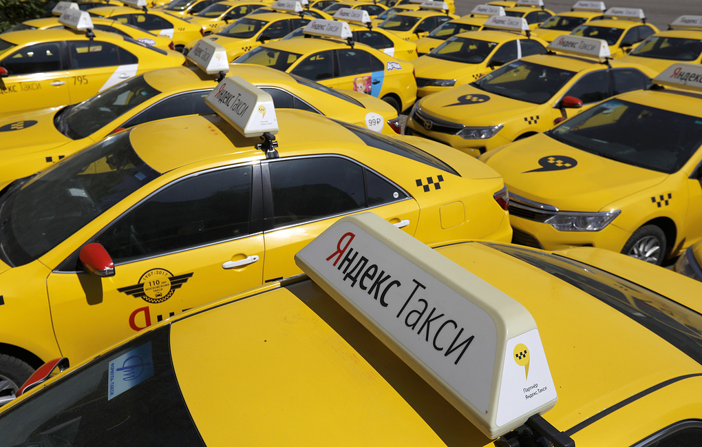 Таксисты «Яндекса» массово сдают арендные авто из-за коронавируса