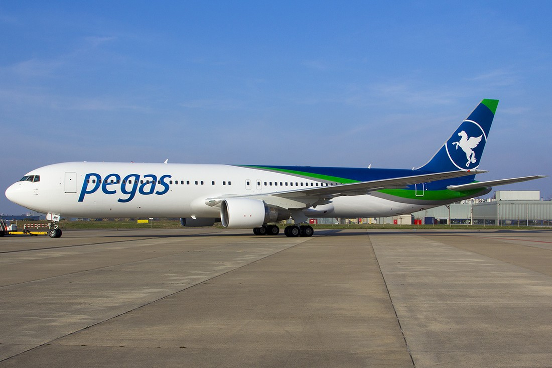 Авиакомпания Pegas Fly не будет платить оказавшимся на карантине сотрудникам