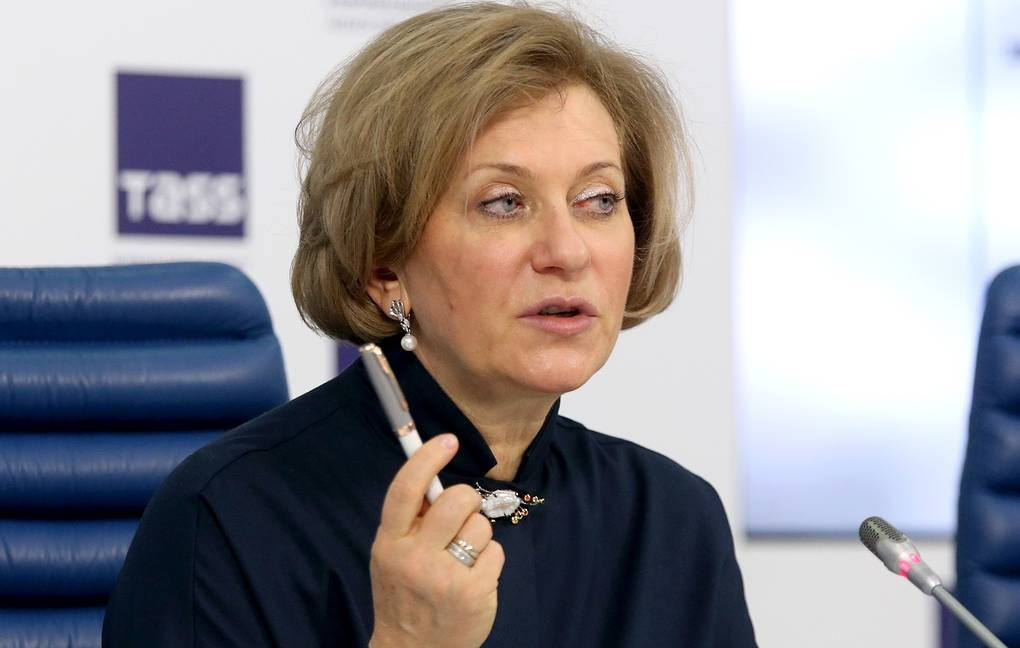 Глава Роспотребнадзора не исключила возможность продления ограничений из-за коронавируса
