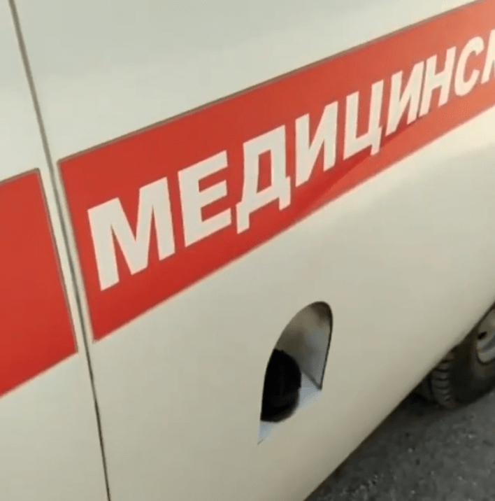 Водителя скорой уволили из-за царапины на кузове служебной машины