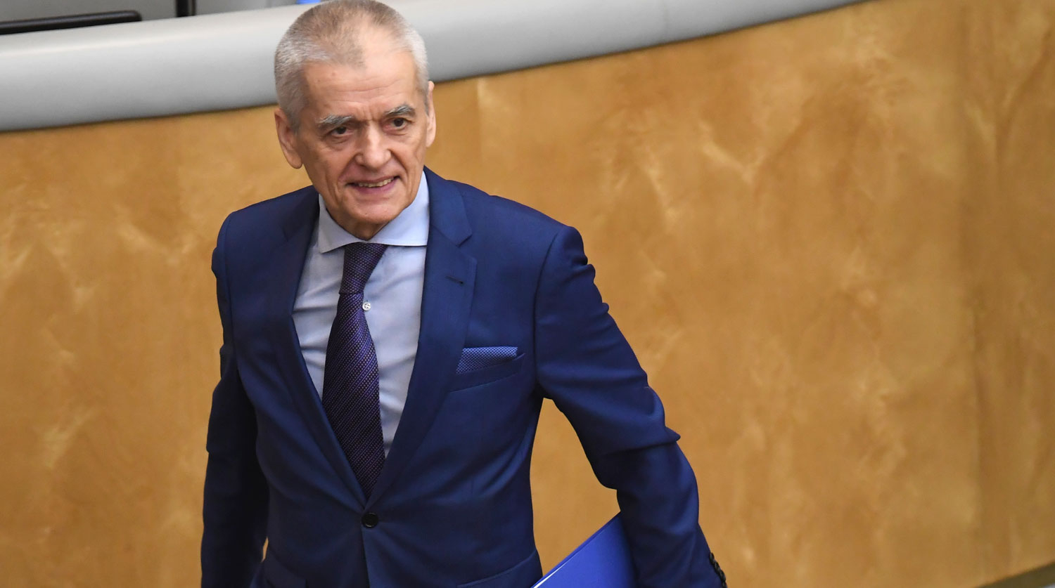 Онищенко высказался насчет поведения тульской медсестры в белье
