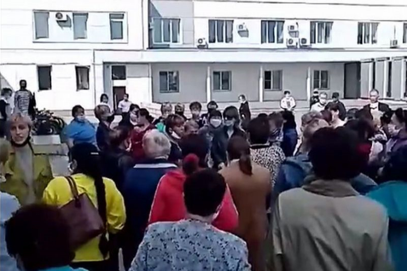 В Улан-Удэ уборщицы авиазавода, принадлежащего
