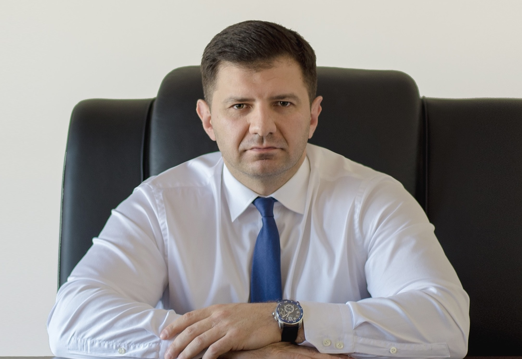 Однопартийцы заставили объясняться единоросса, проголосовавшего против поправок