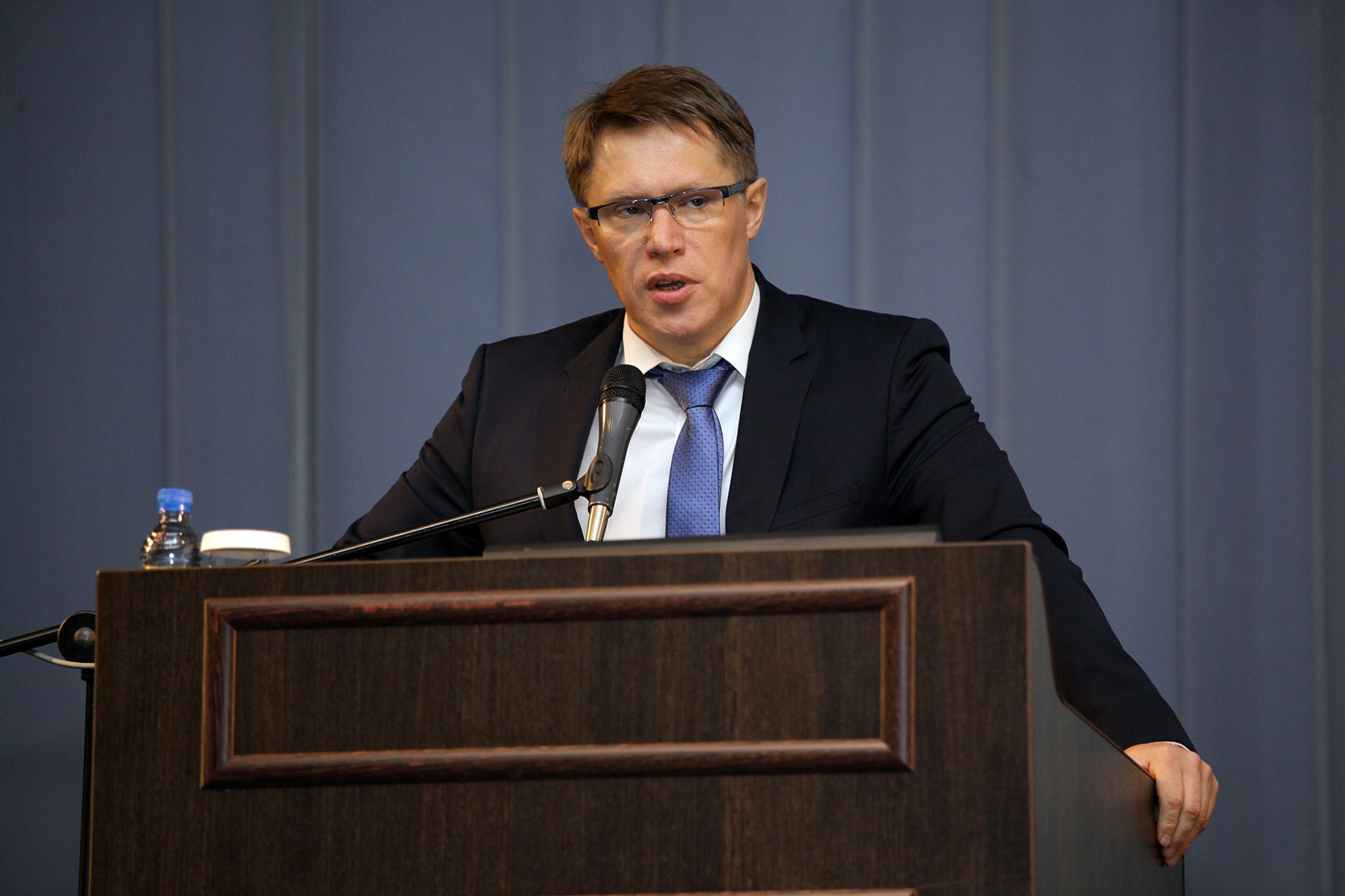Министр здравоохранения подтвердил гибель от ковида лишь 40 медиков