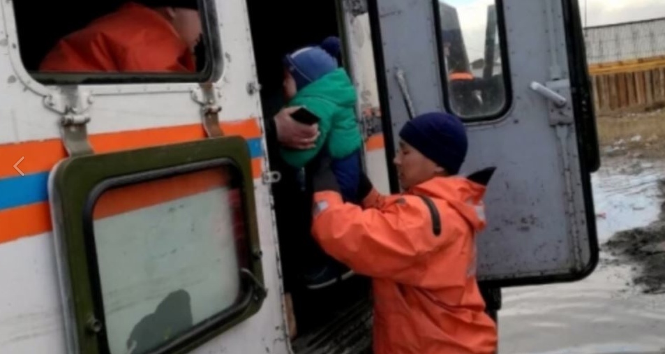 В Республике Тыва ввели режим ЧС из-за наводнения в девяти районах