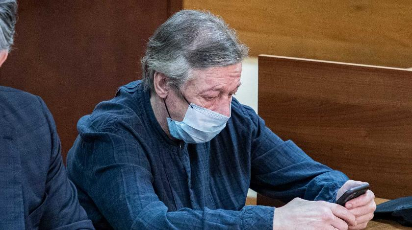 Ефремова госпитализировали