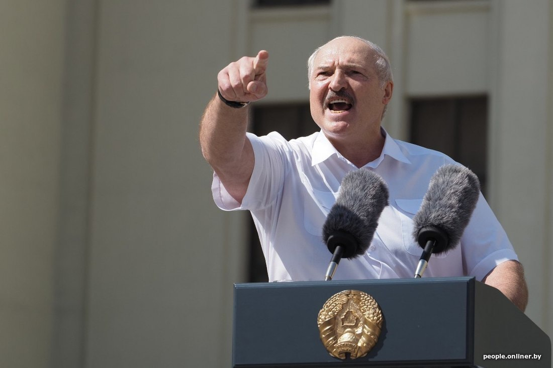 «Я живой и буду жить»: Лукашенко выступил с речью на митинге в его поддержку