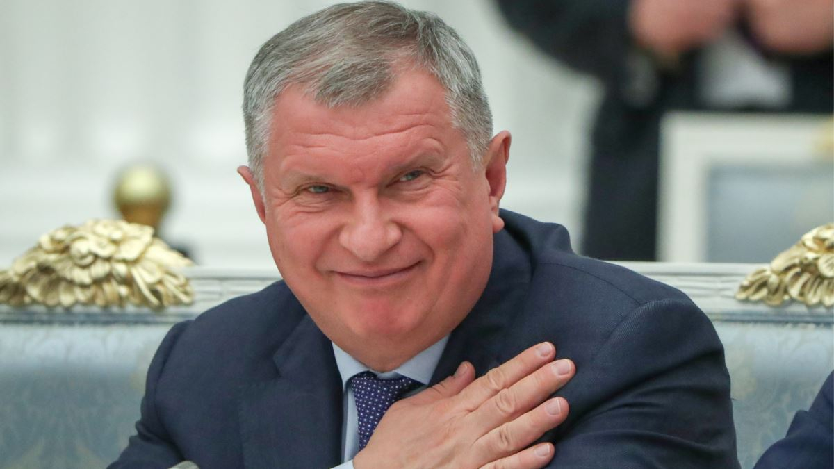 Нефтяные компании во главе с Роснефтью и Лукойлом пожаловались президенту на повышение налогов