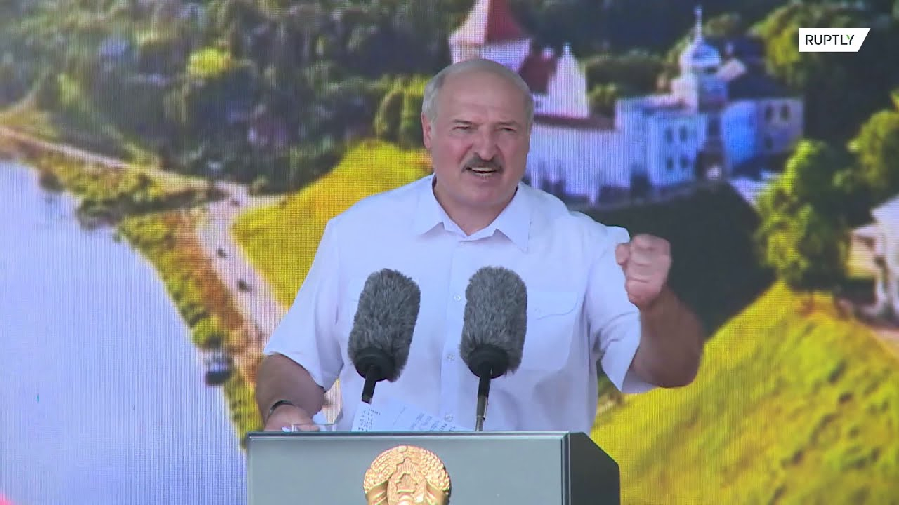 Лукашенко заявил о травле Белоруссии с целью 