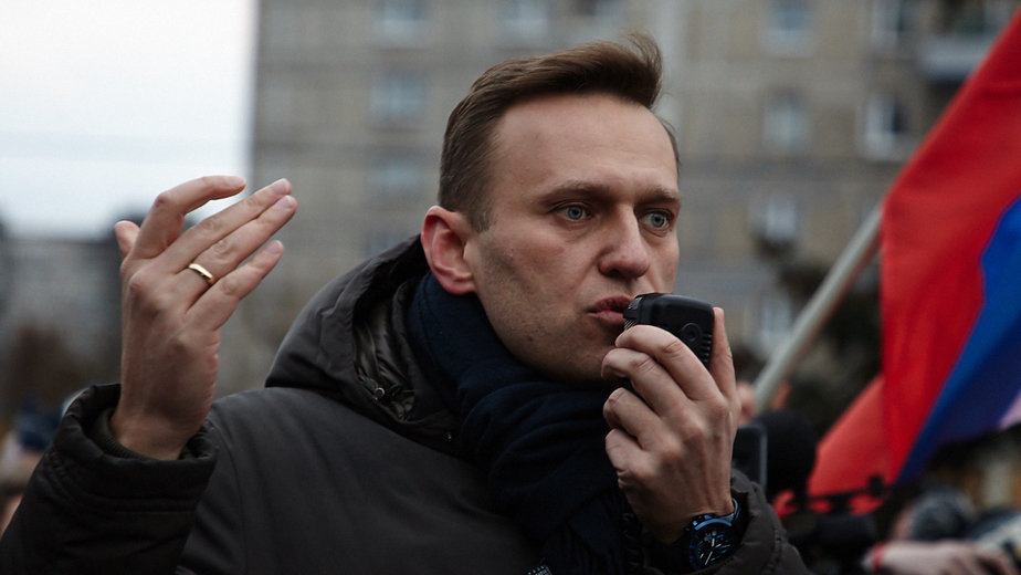 Навальный вышел из комы