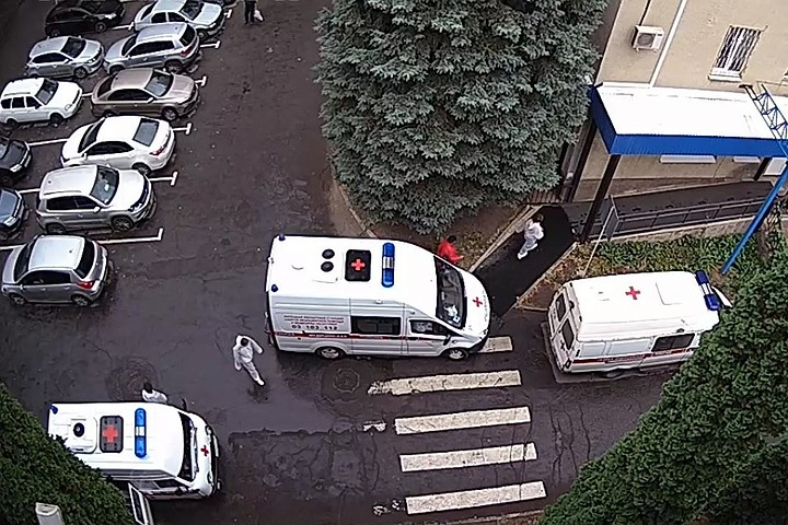 В Липецкой области из-за дефицита врачей на две недели приостановят плановую медицинскую помощь