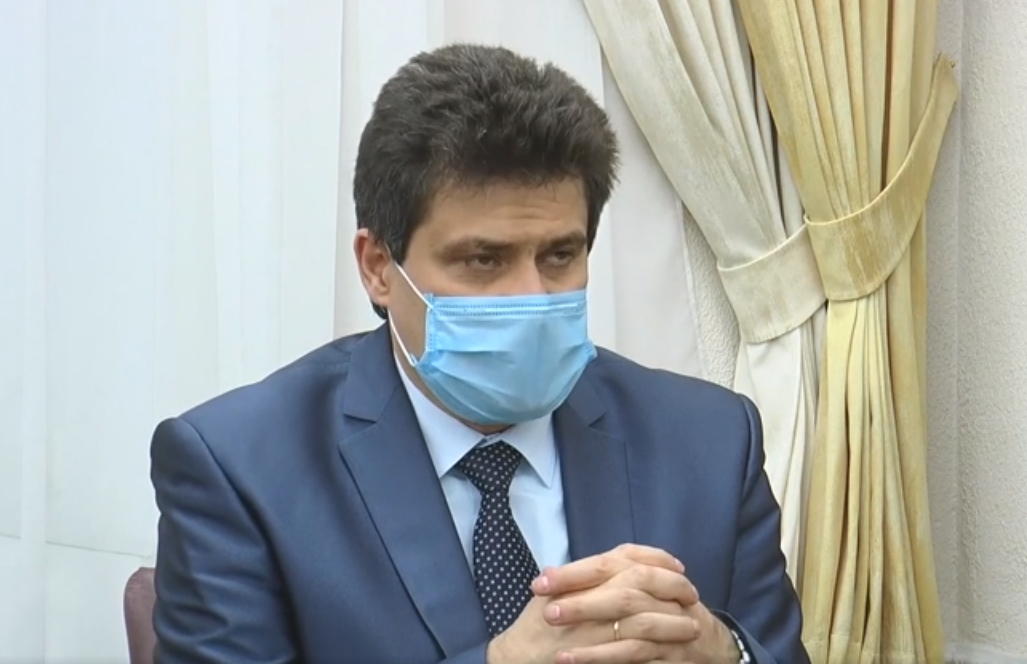 Мэр Екатеринбурга разрешил пассажирам выгонять из автобусов людей без масок
