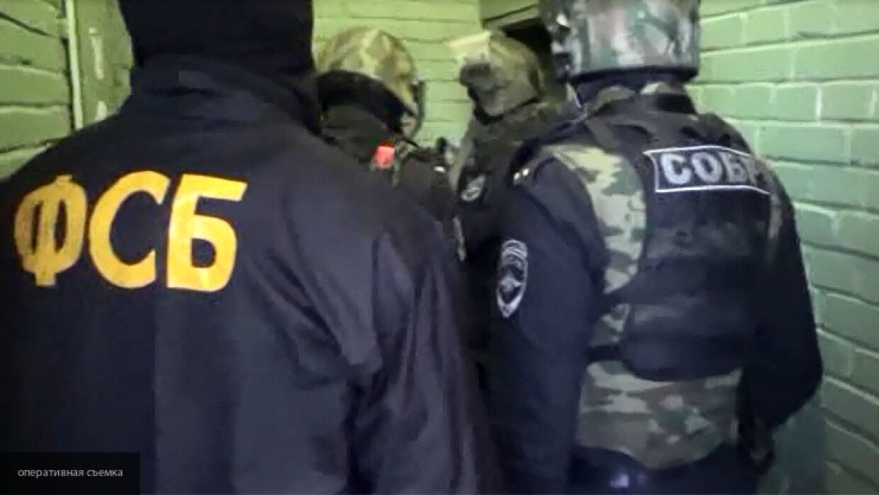В Ставрополье полицейские заставляли прохожего поднять сделанную ими же закладку
