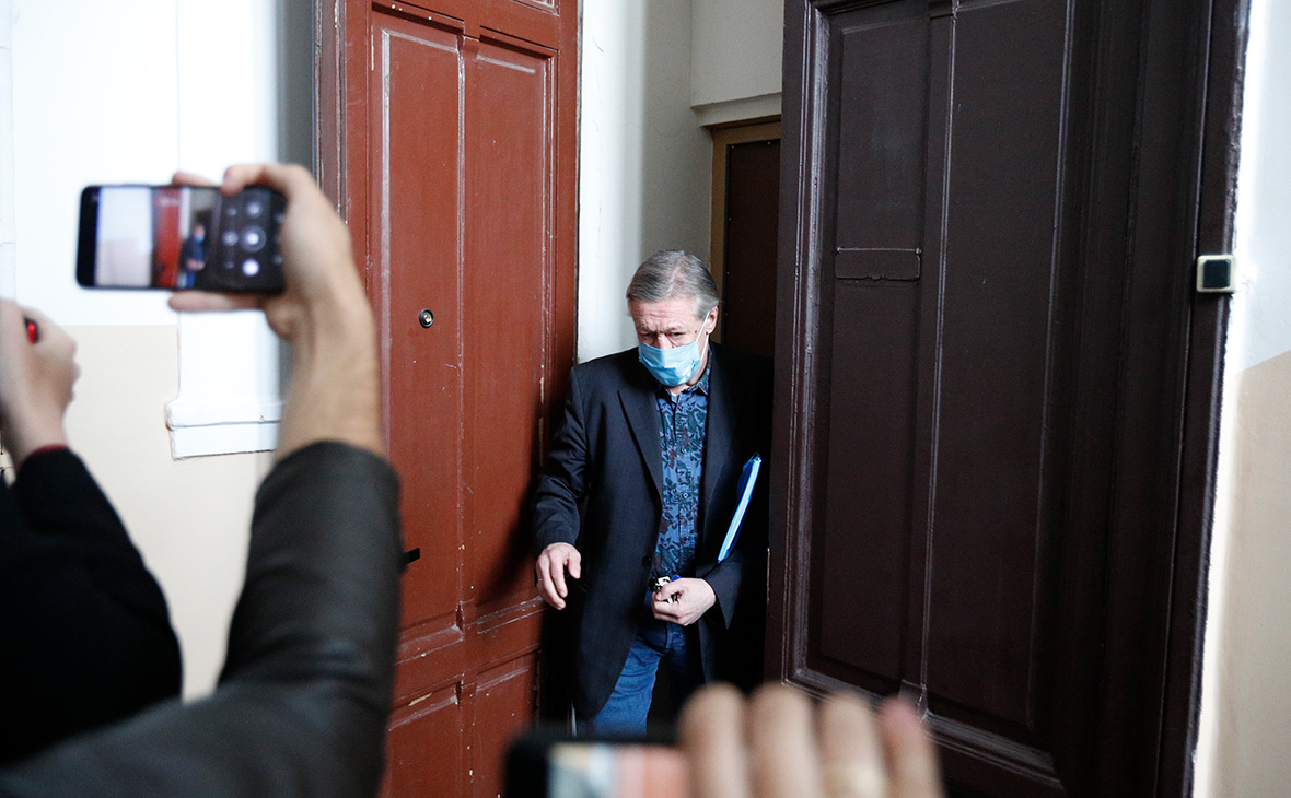Стало известно, где Михаил Ефремов отбудет срок