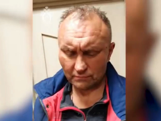Пристёгнутого наручниками пенсионера  обнаружили в доме у подозреваемого в убийстве 