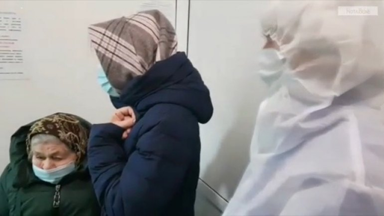 «Почему я, фельдшер, должна плакать и умолять»: в Абакане фельдшер выбивала койку для 90-летней пациентки