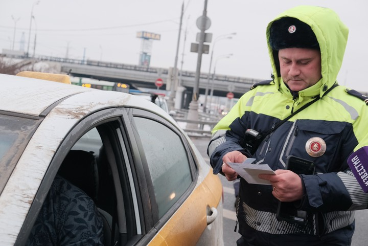 Водительские удостоверения и ПТС изменятся