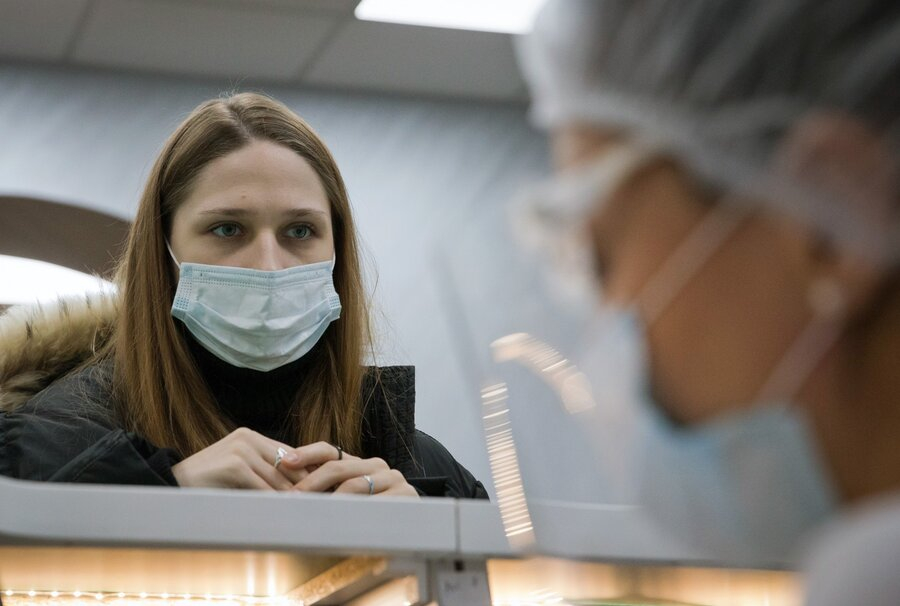 Симптом коронавируса, который появляется до потери обоняния и вкуса