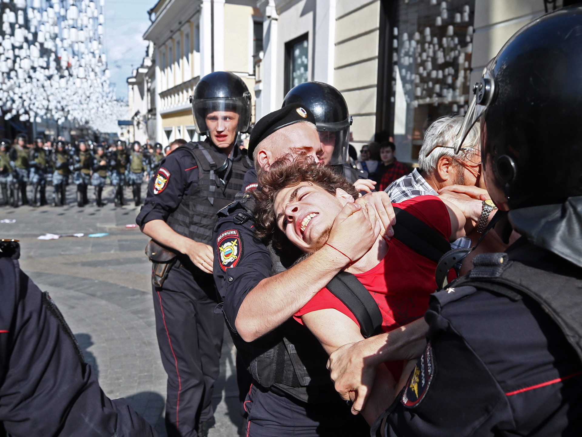 Госдума придумала три новых запрета на организацию митингов
