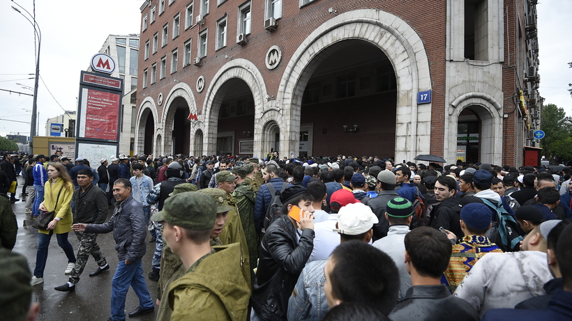 Мэрия Москвы начнет отслеживать скопления граждан