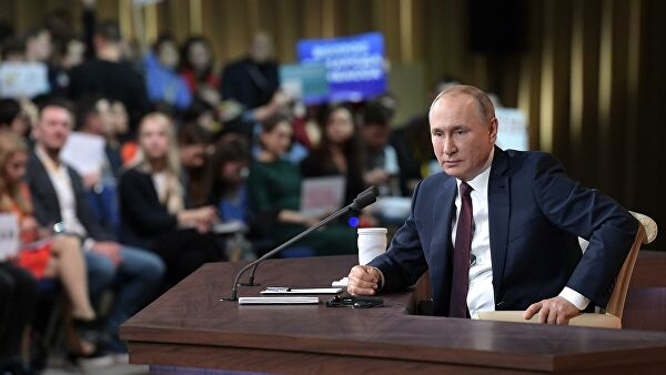 Несмотря на слова Путина, следователи не связывают дело Сафронова с Роскосмосом