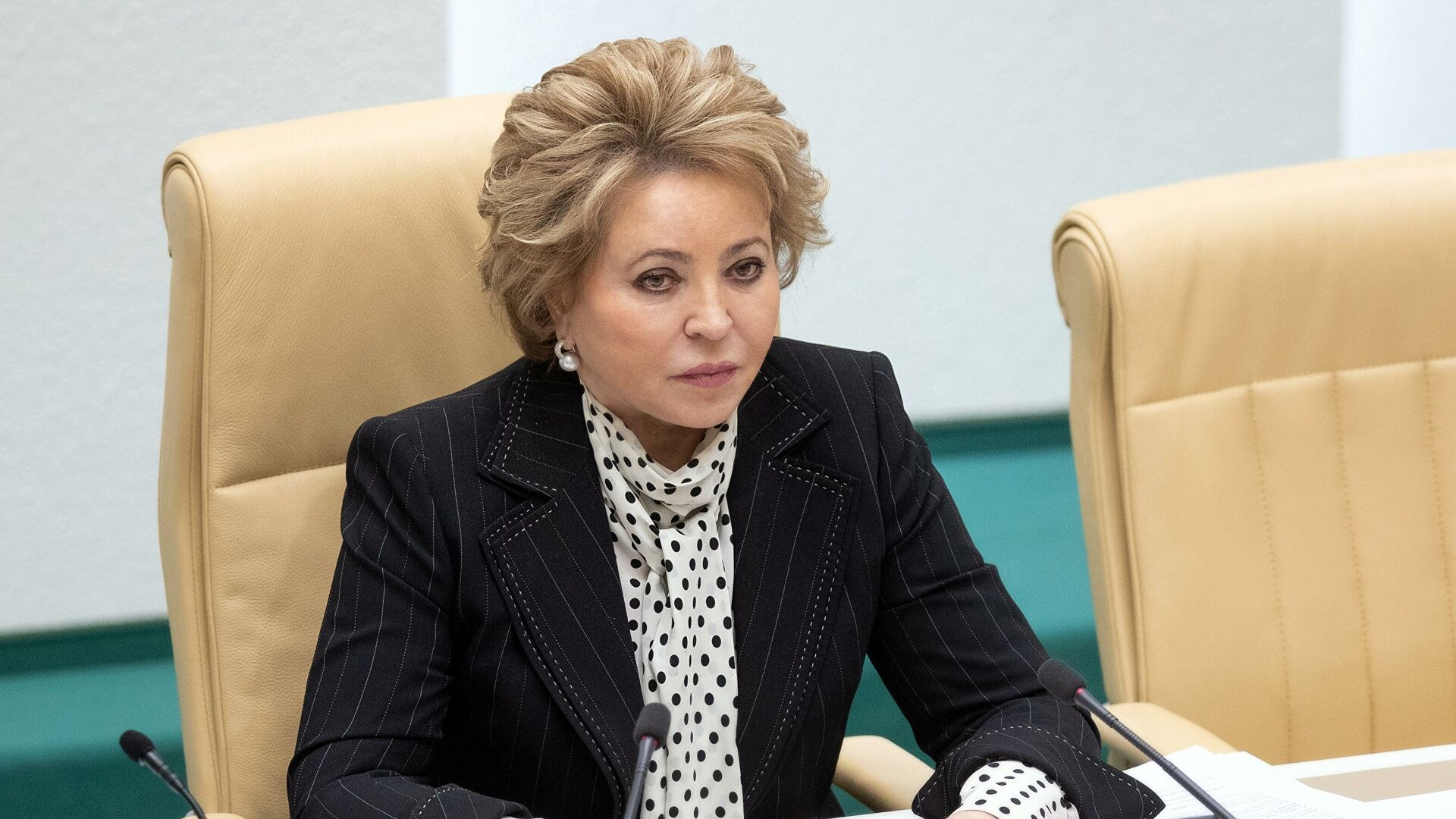 Власти в очередной раз пообещали обеспечить население лекарствами