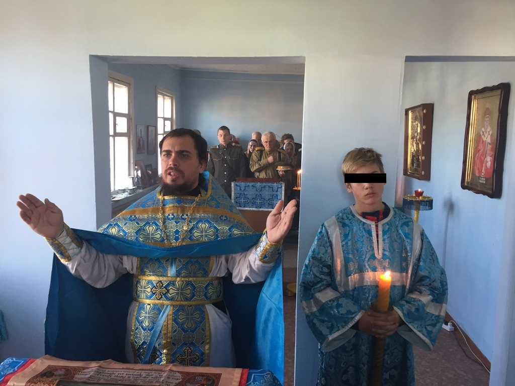 На настоятеля храма завели 16 уголовных дел о растлении детей