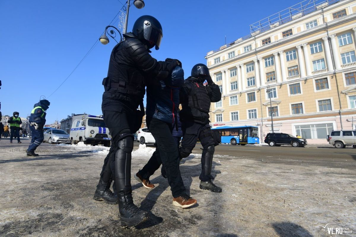 В Сибири и на Дальнем Востоке задержаны более 200 протестующих