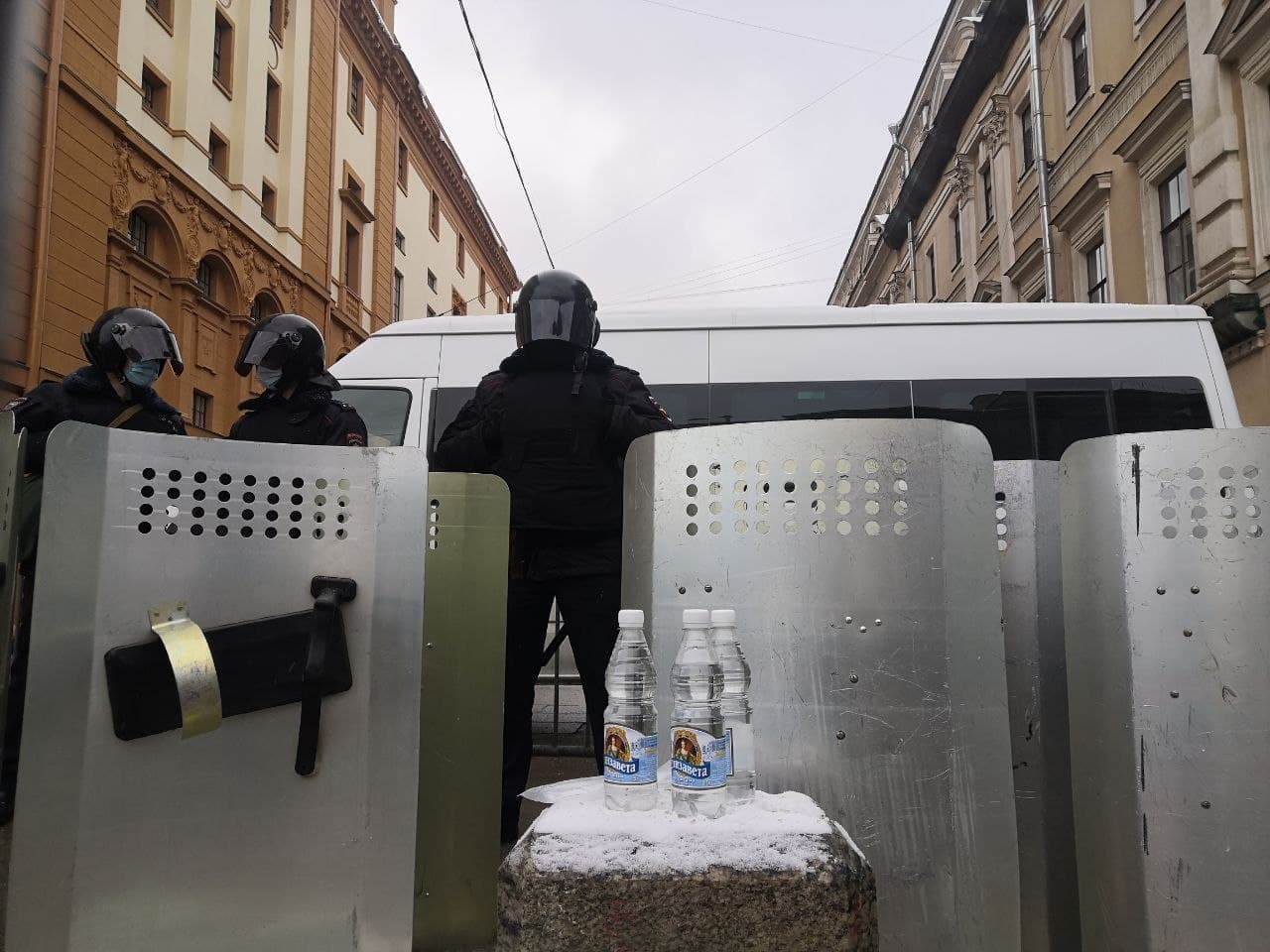Штаб Навального объявил о завершении воскресной протестной акции