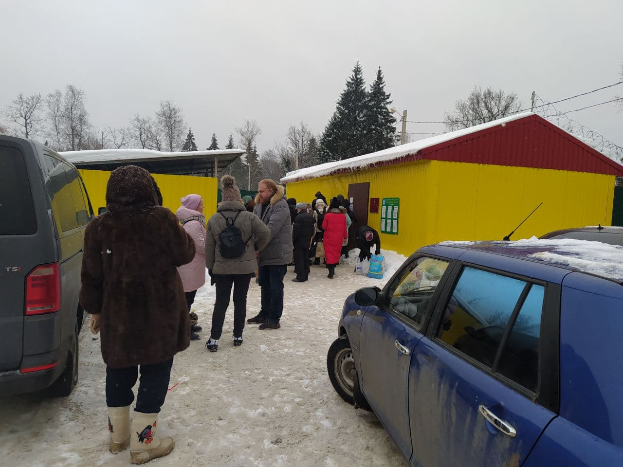 Ночью в Сахарово установили блокпост для арестованных протестующих