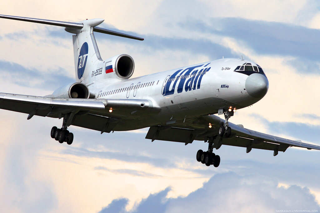 ВЭБ.РФ намерен взыскать в суде с Utair более 200 млн рублей