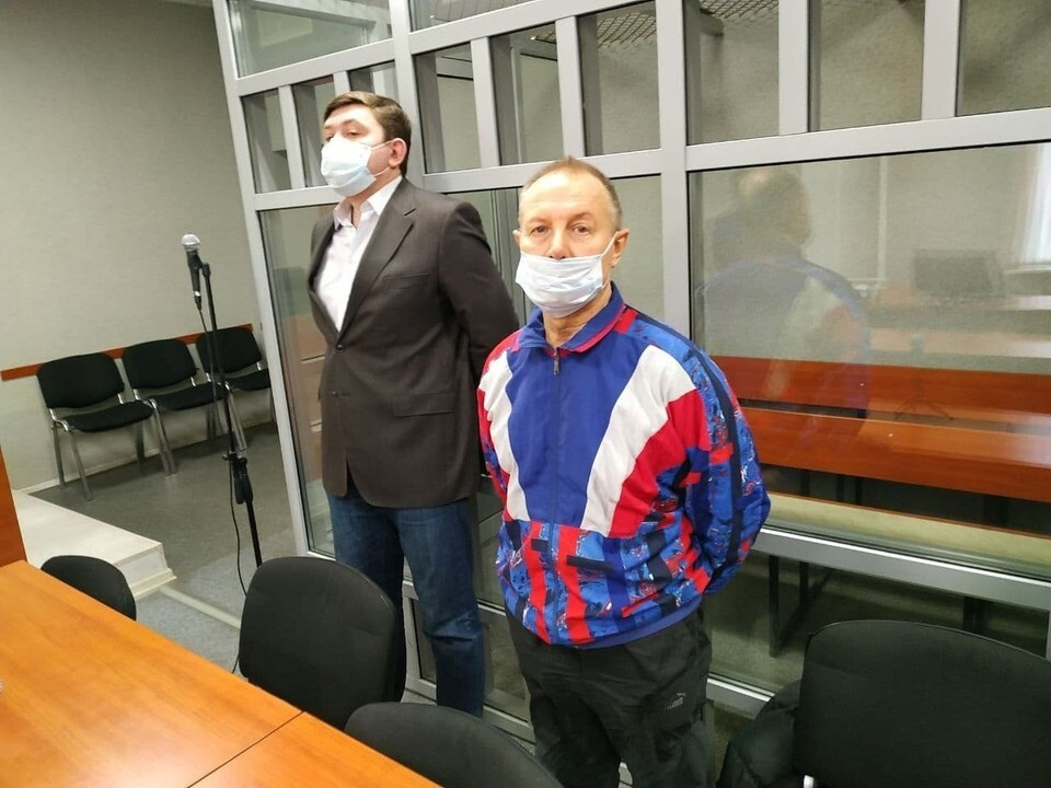 В Перми вынесли приговор пенсионеру, который перерезал трос промышленному альпинисту