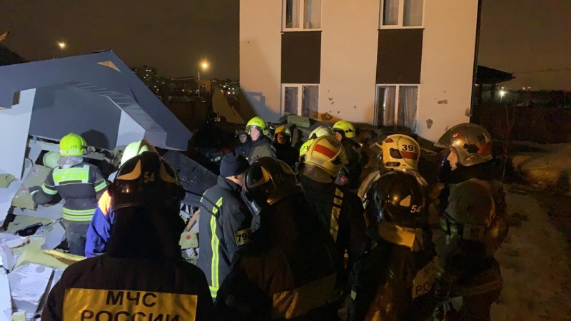 Из-за взрыва газа в Новой Москве пострадали четыре мужчины и ребенок