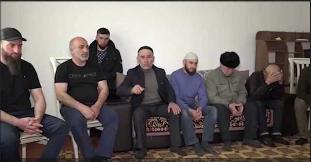 Родственников чеченцев-геев призывают совершить «убийство чести»