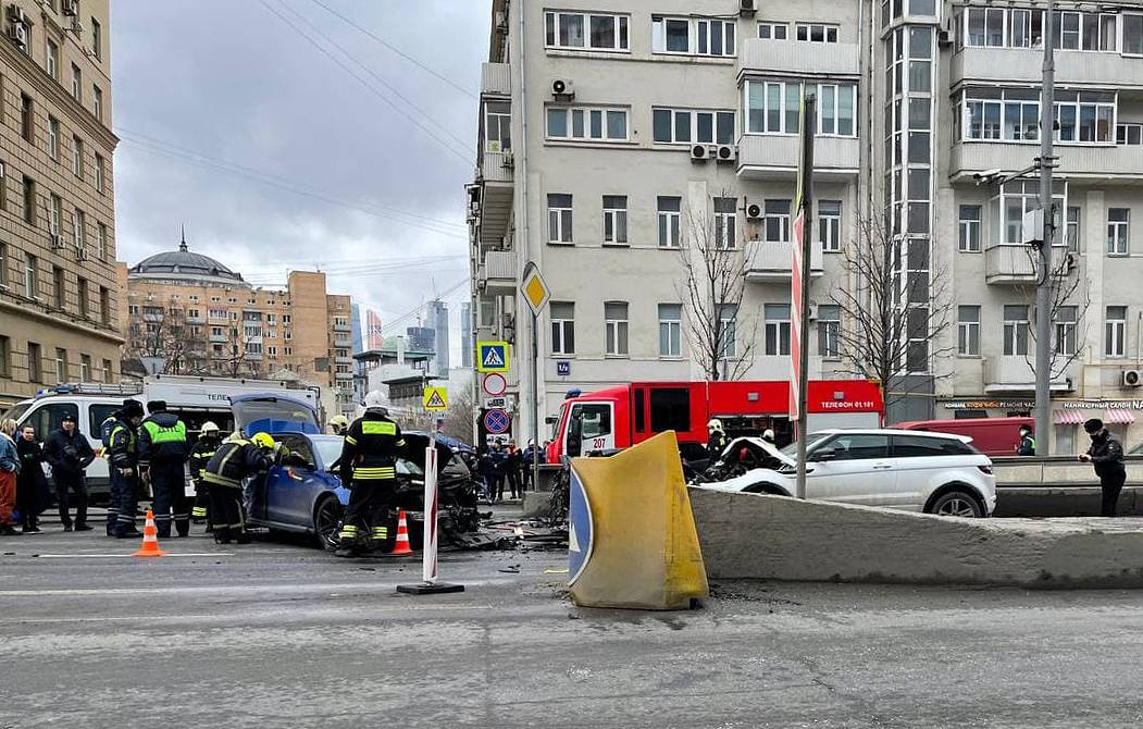 В центре Москвы столкнулись пять автомобилей