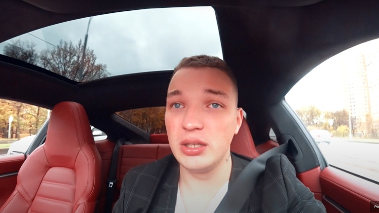 Блогер Эдвард Бил признал, что был за рулем авто, попавшего в ДТП на Садовом кольце