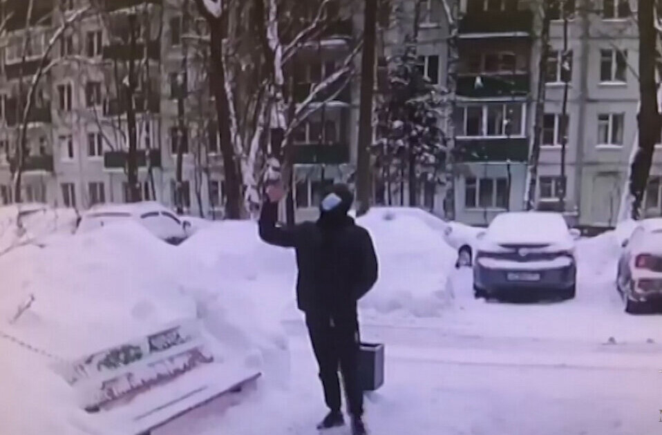 В Москве мошенники убедили пенсионерку сбросить им 1 млн рублей
