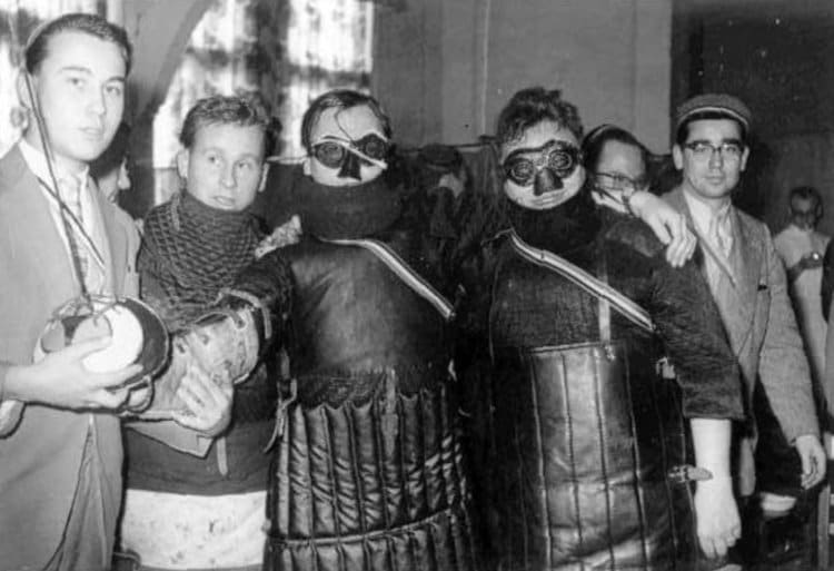 Почему многие немецкие солдаты приходили на войну уже со шрамами