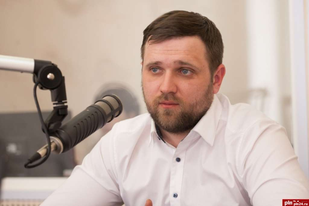 Бывшего главу псковского отделения партии «Родина» арестовали за организацию проституции