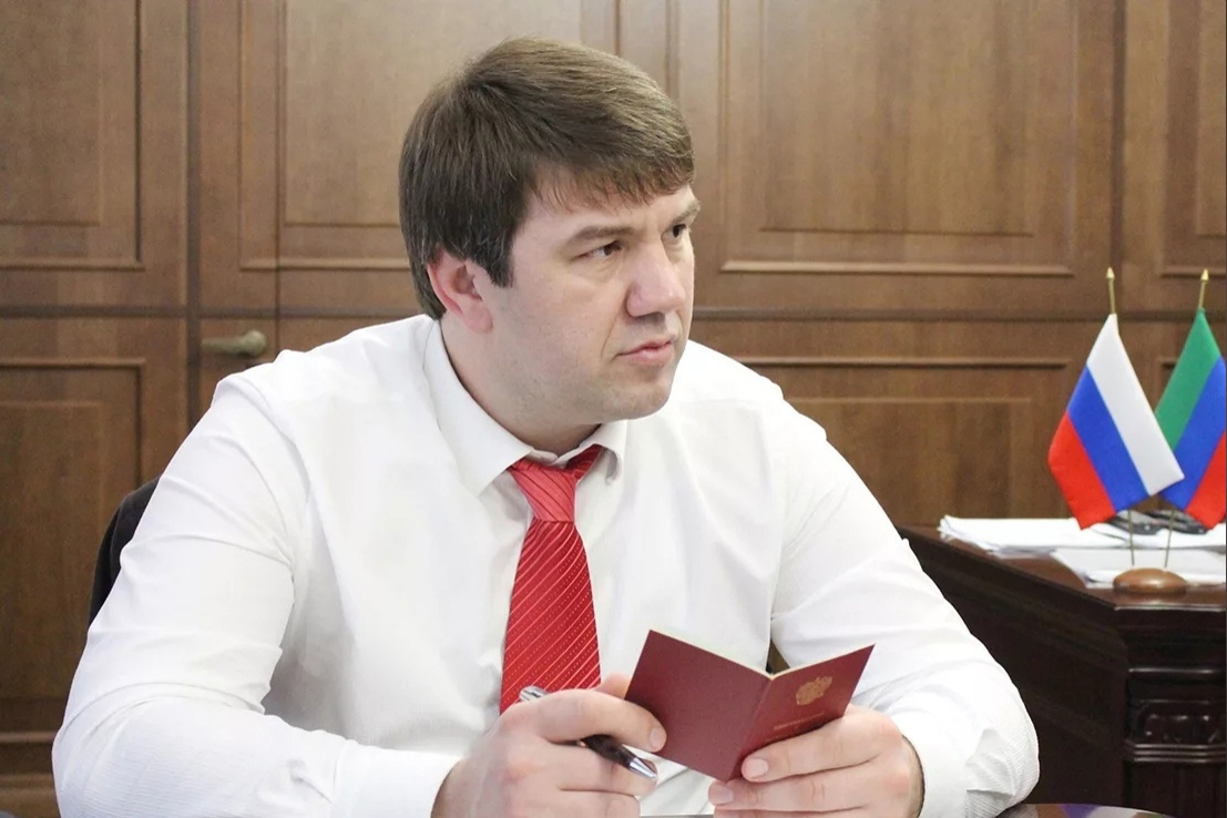 Задержан министр по туризму Дагестана по подозрению в хищении средств, выделенных на социальное обслуживание